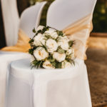 Habillage de chaise et bouquet